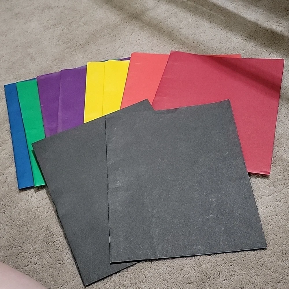 Set of 10: 3-Prong Folders